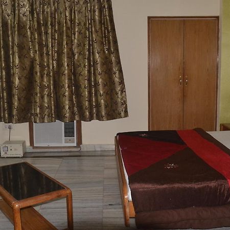 Hotel Har Ki Pauri Haridwar Exterior photo