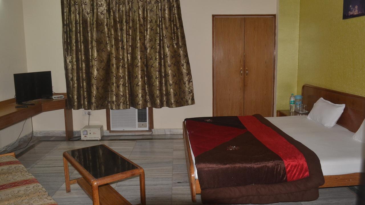 Hotel Har Ki Pauri Haridwar Exterior photo